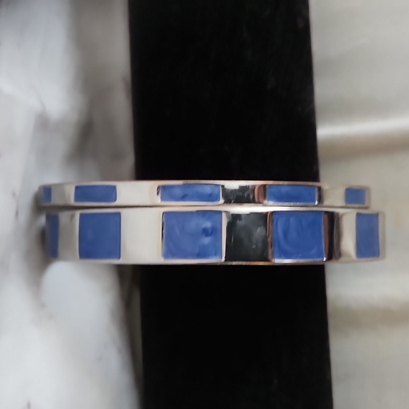 Two Fashion Bracelets - Picture 2 of 3